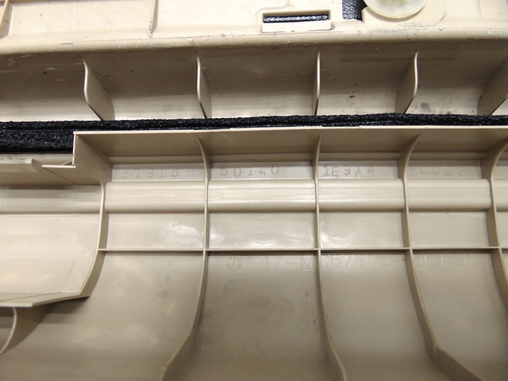 Молдинг накладка поріг ліва задні lexus ls iv ls460 67918-50140 в Україні