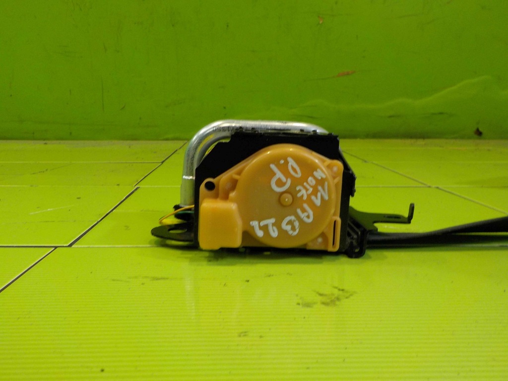 фото №4, Note i e11 06r pas безопасности правый перед с натяжитель 868849u05a