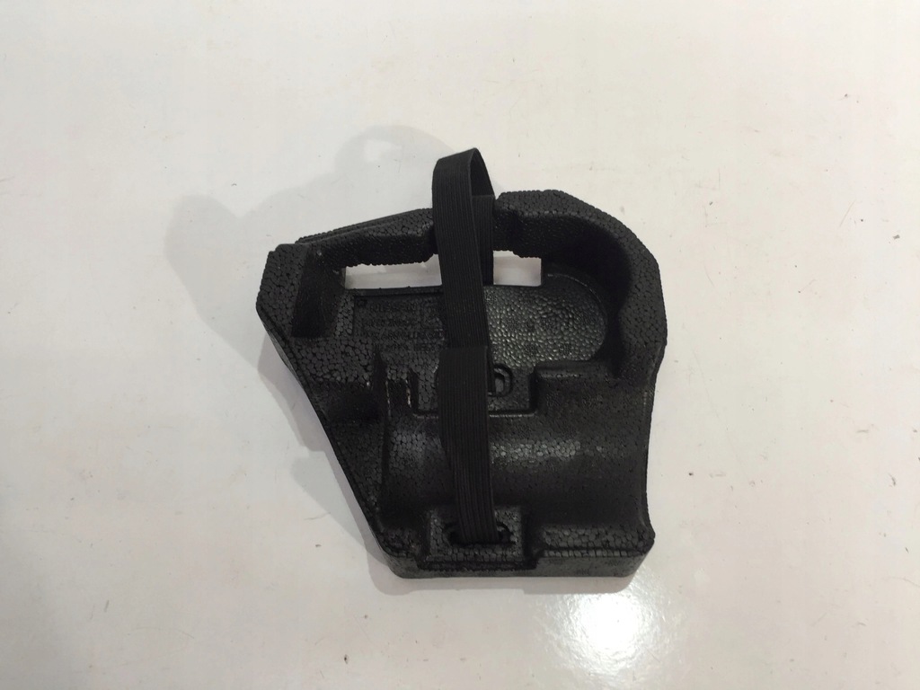 фото №1, Nissan leaf ii 2019 вкладыш пенополистирол кронштейн