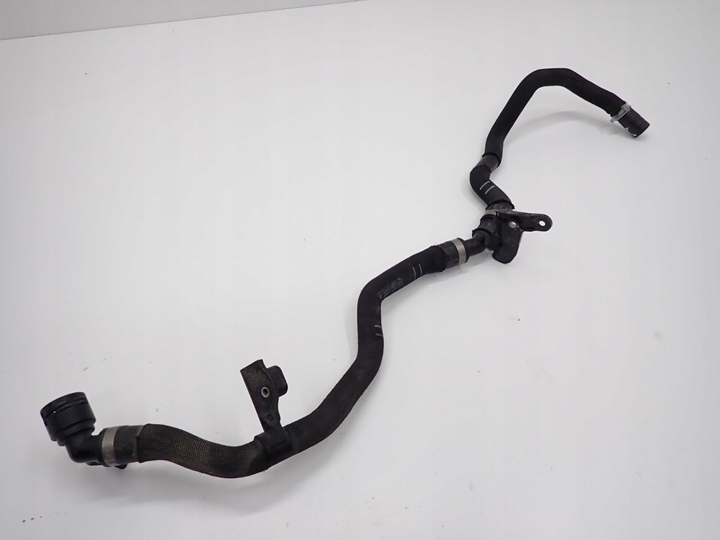 фото №1, Wąż шланг трубка wody porsche taycan turbo s 20r