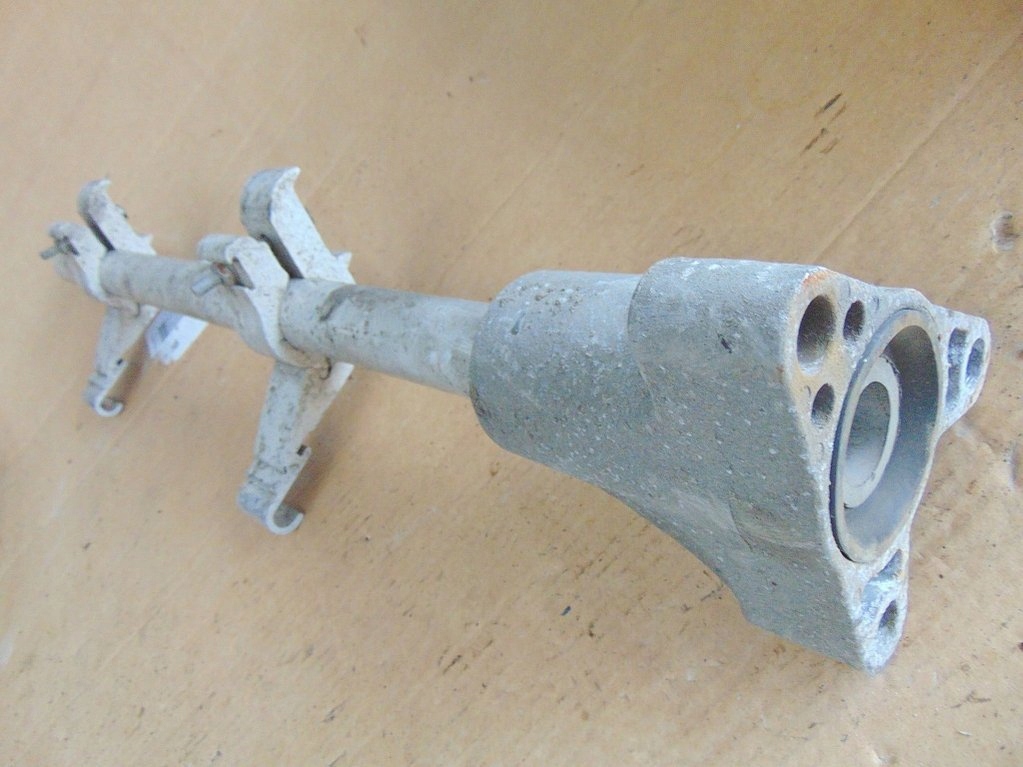 фото №8, Volvo fm12 fh12 01r кронштейн подкрылок левый задняя