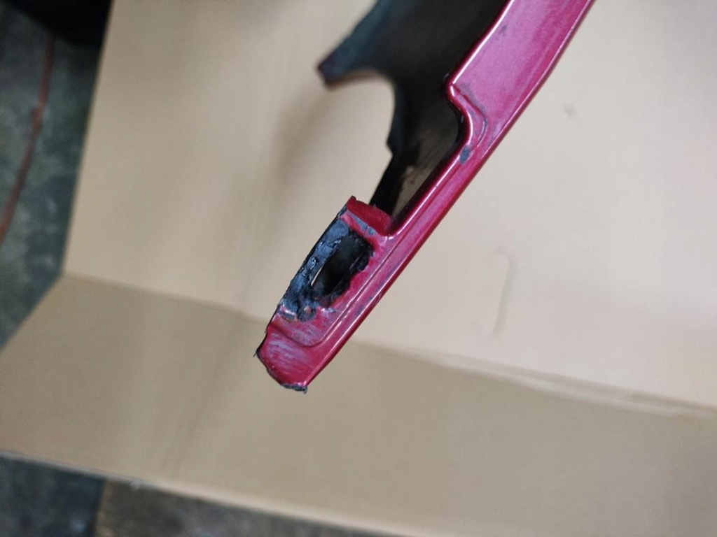 Уголок бампера задняя левый  megane 3 универсал с Разборки