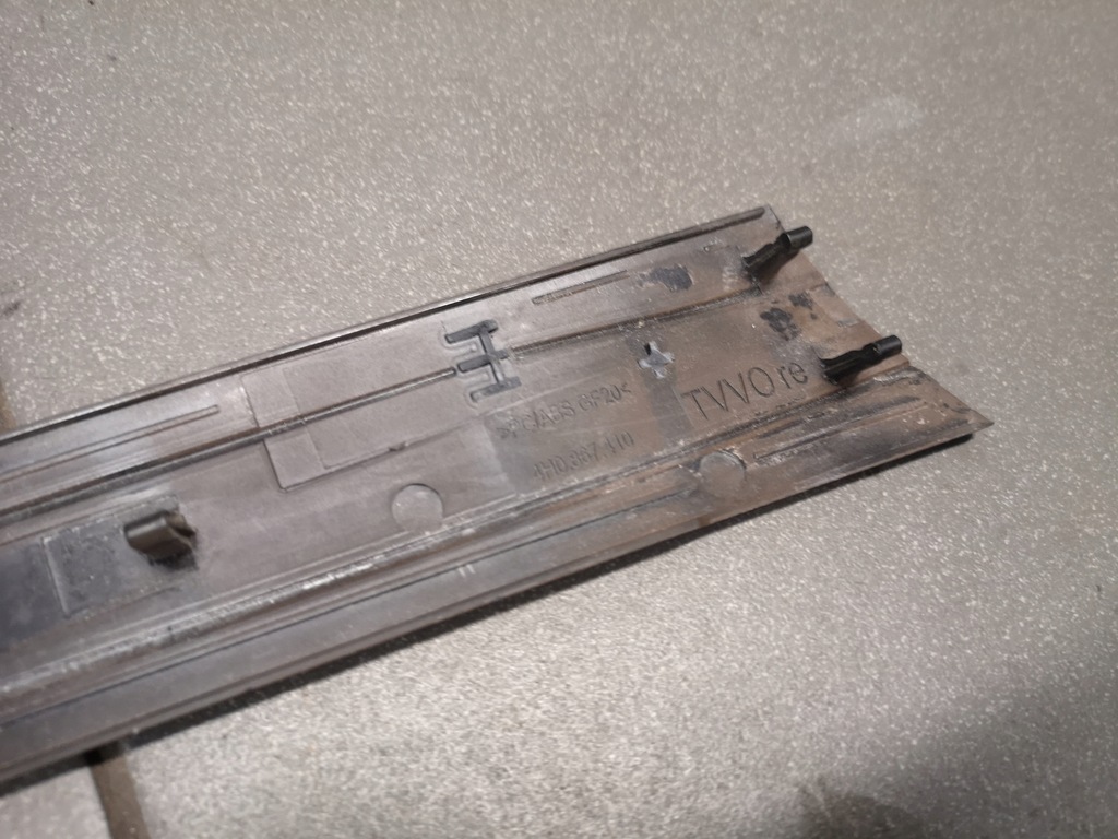 фото №8, Молдинг dekor drewno правий перед a8 d4 4h0867410