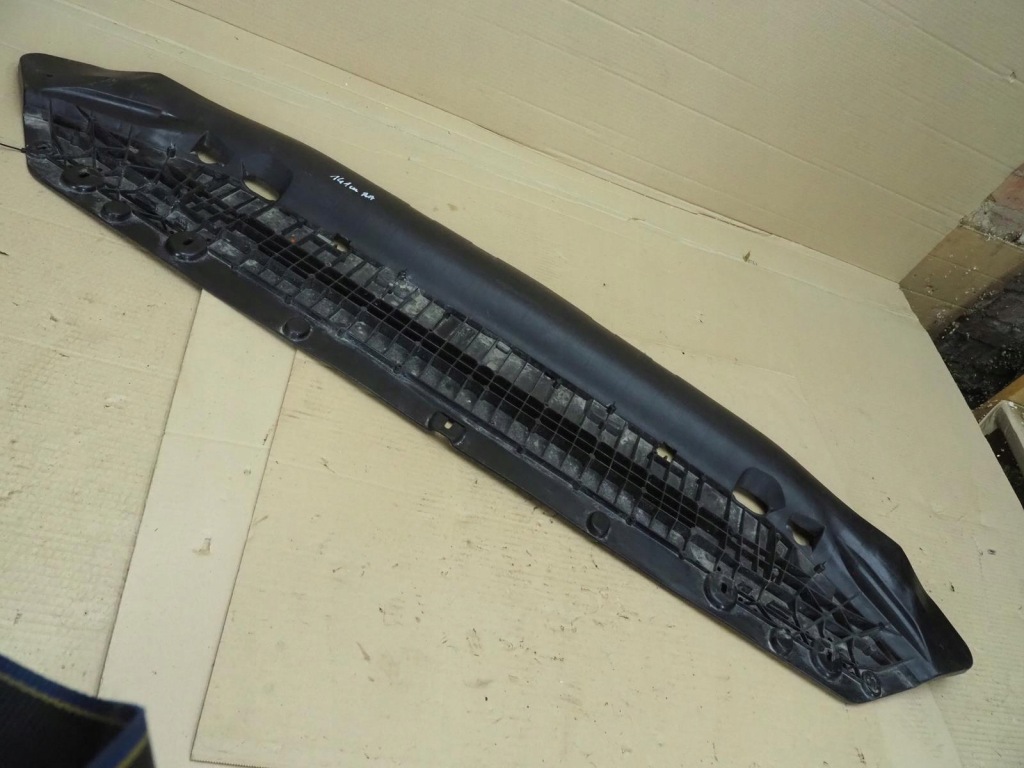 Плита накладка под двигатель бампера перед audi a4 b9 8w s-line 8w0807611f Оригинал