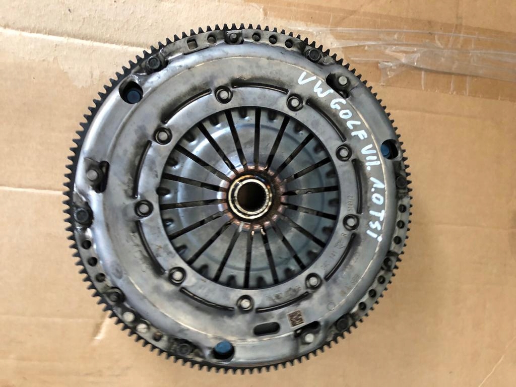 Купить Vw golf vii 7 1.0 tsi сцепление коплектная  2019 год