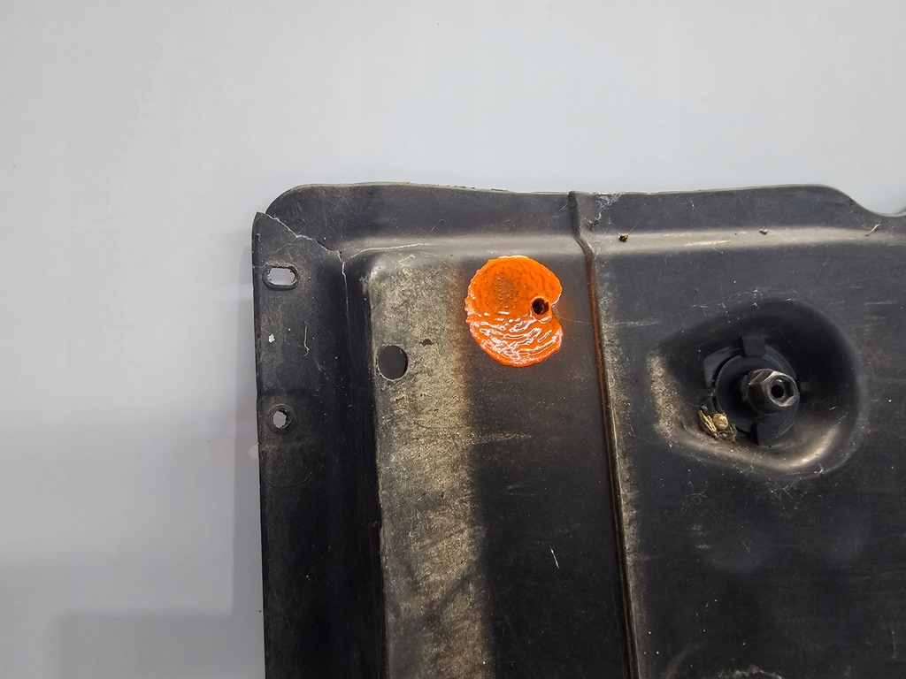 фото №6, Захист підвіска ліва audi a3 8p 1k0825211e