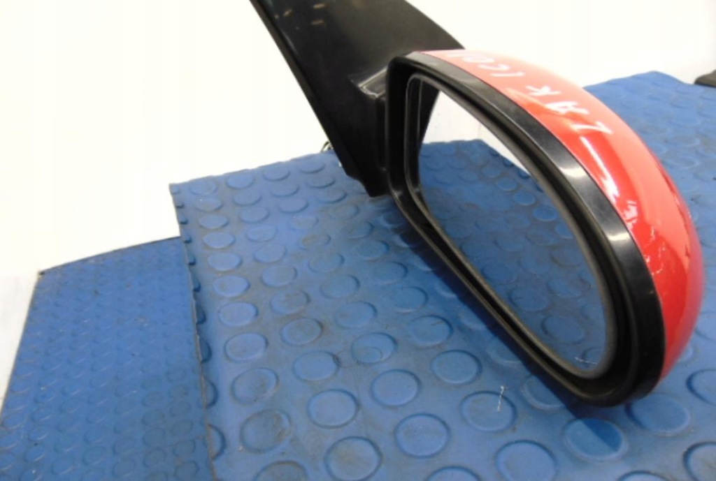 фото №1, Ford focus mk1 hb 5 дверь зеркало правое код лакокрасочного покрытия c0