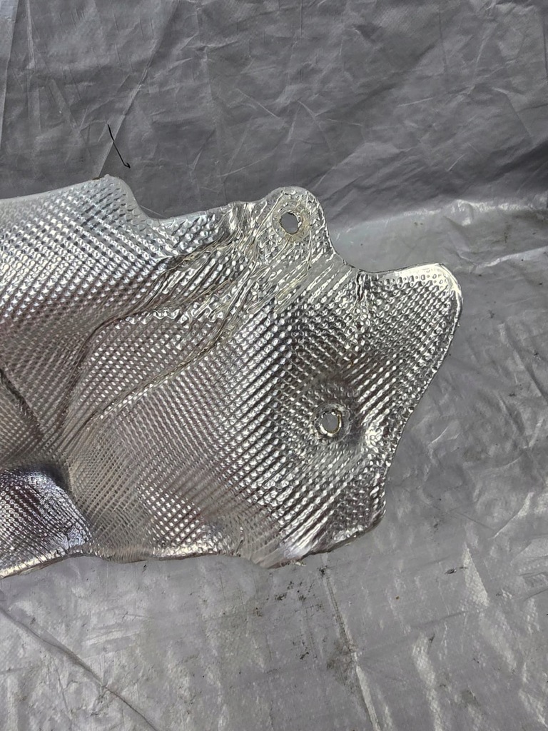 фото №6, Audi a4 s4 b9 защита тепловая отсек двигателя 8w0863829e