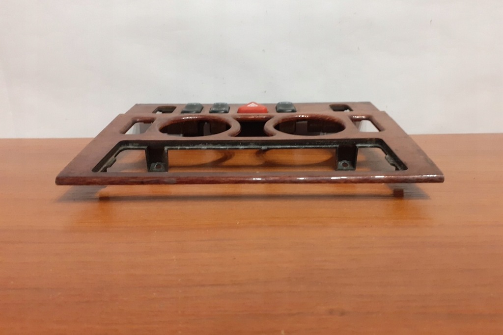 фото №11, Рамка средняя приборная панель audi 100 5000 a2106830308 1997