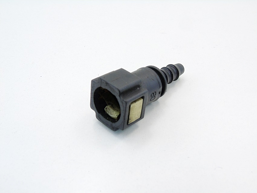 фото №1, Патрубок топлива 1.6 8v megane scenic 1 logan clio 2 kangoo thalia