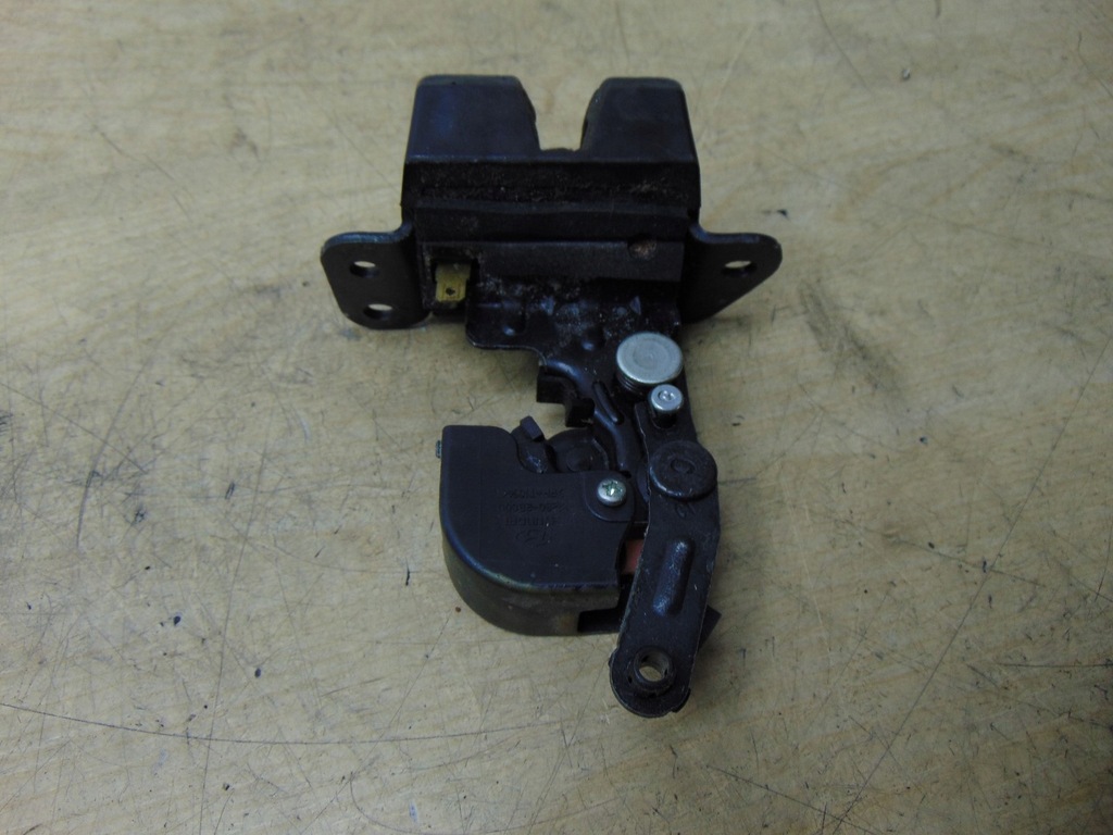 фото №7, Замок кришки багажника hyundai santa fe ii 06