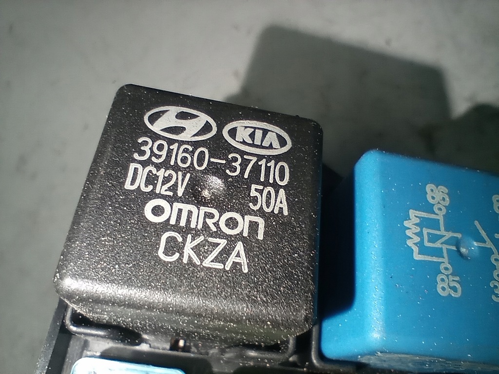 фото №13, Kia ceed i коробка предохранителей 39160-25000 39160-37110 95230-3a400