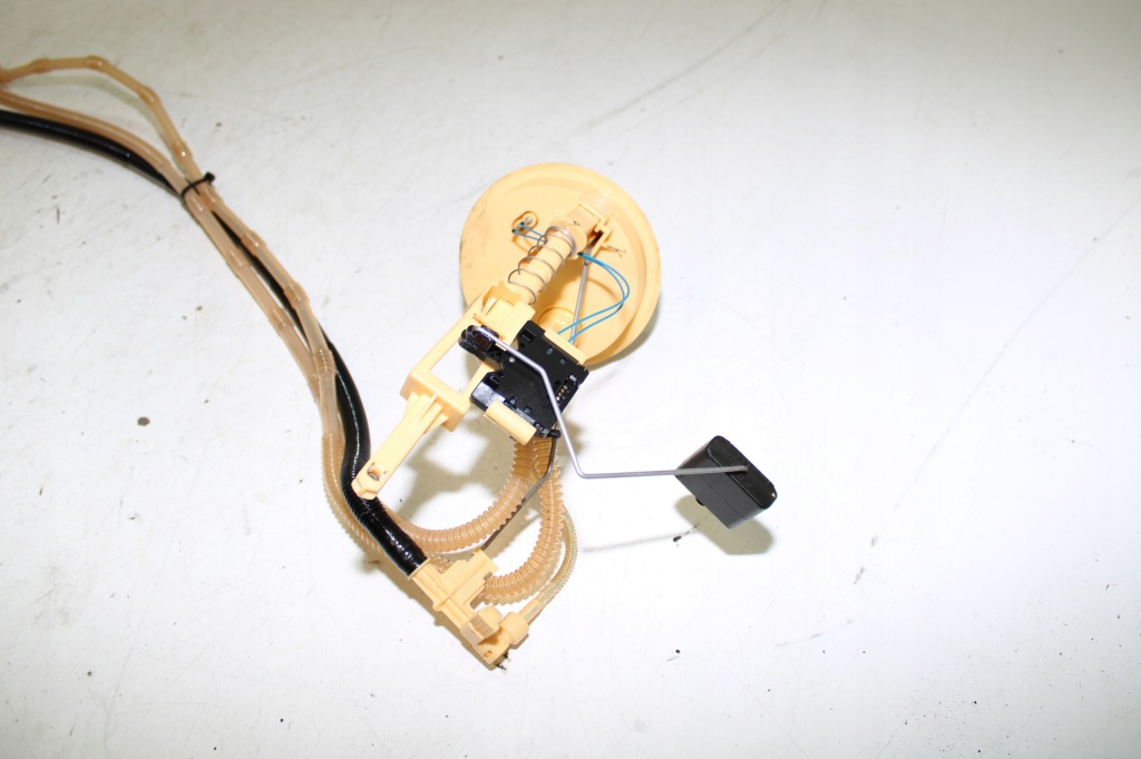 Датчик уровня топлива 7190944 2.0 d bmw e87 e90 поплавок дизель обратка Недорого