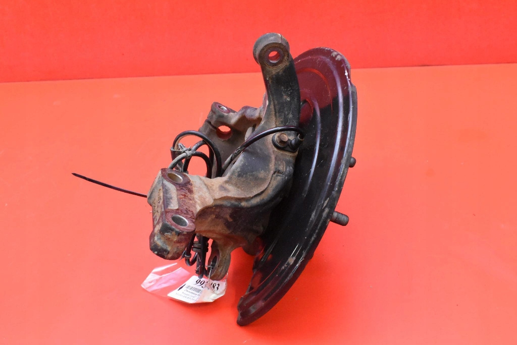 фото №8, Поворотный кулак ступица левый перед nissan leaf 1 i za0 lift 10-17