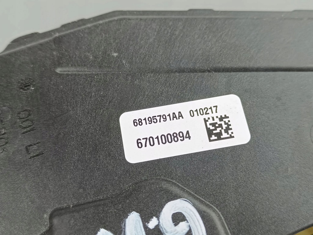 2018 maserati quattroporte замок двері задніх 670100894 Зі Шроту