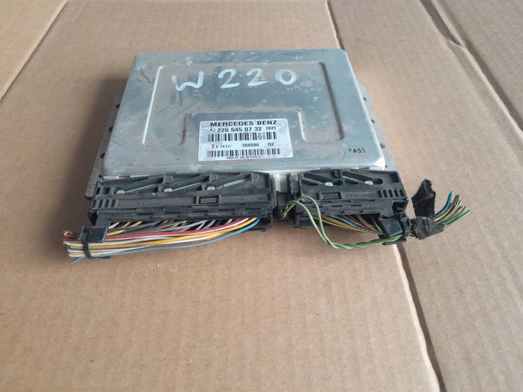 Купить Mercedes w220 рестайлинг  блок управления airmatic 2205450732