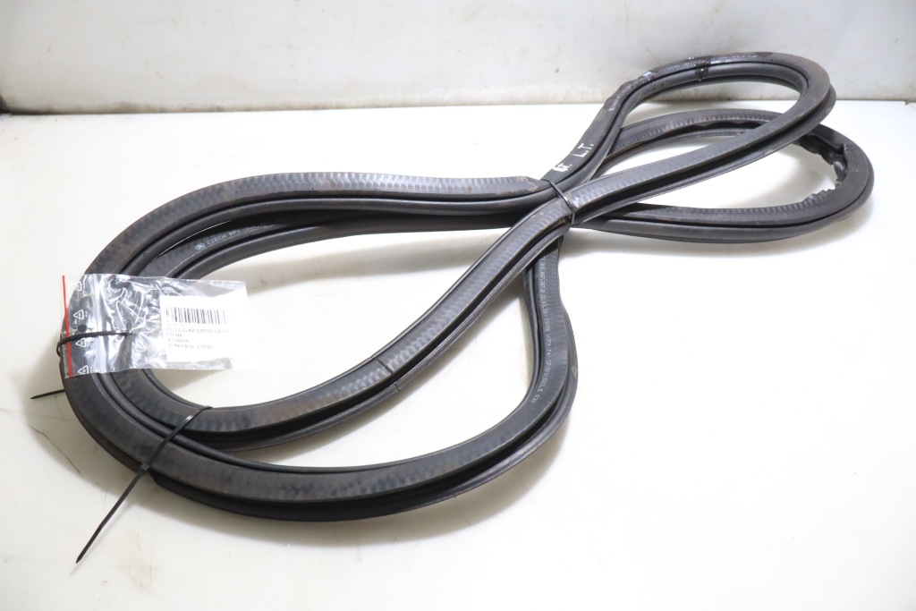 фото №1, Прокладка двері ліва задня skoda superb iii