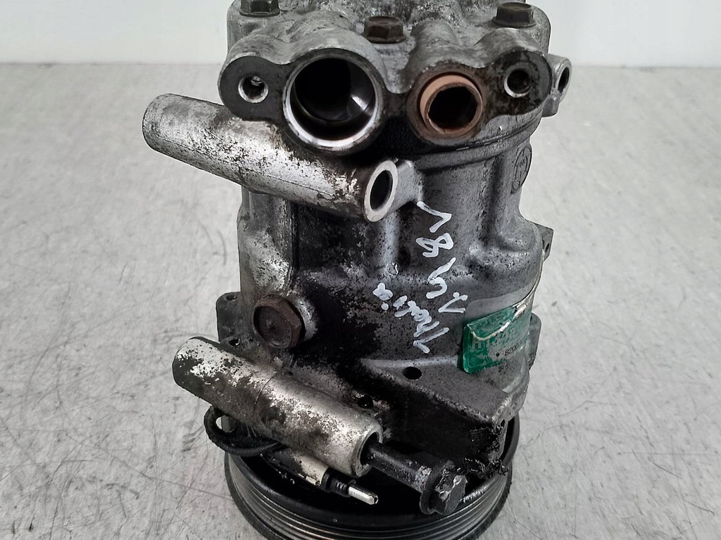 фото №5, Насос, компрессор кондиционера renault thalia 8200315744 1.4 8v