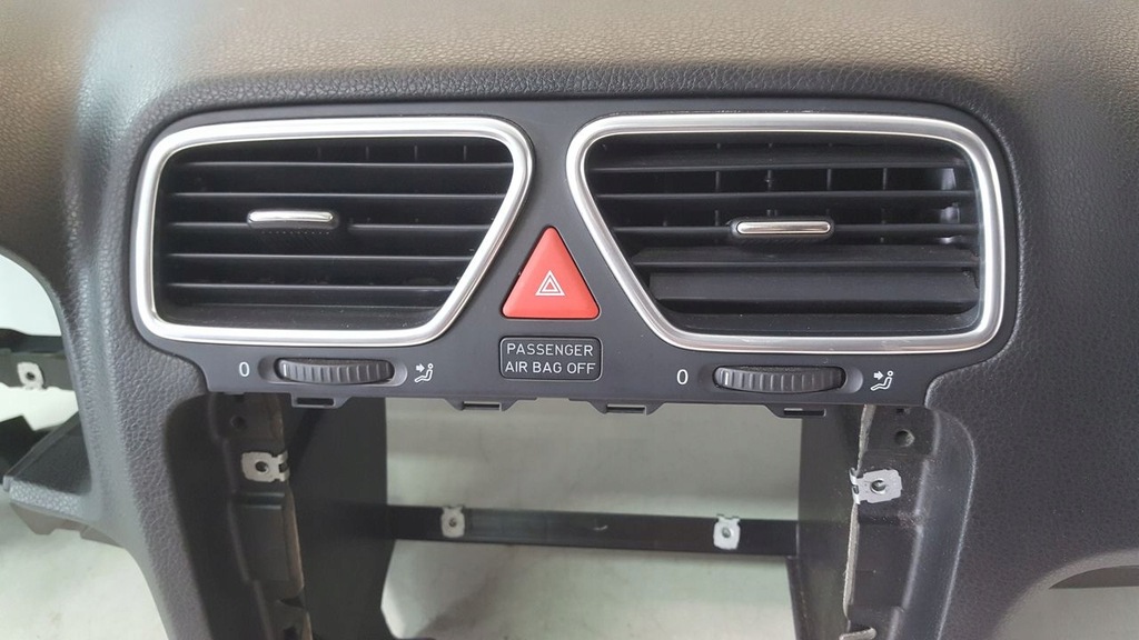 фото №11, Приборная панель консоль ремни оригинал vw eos 2,0 fsi