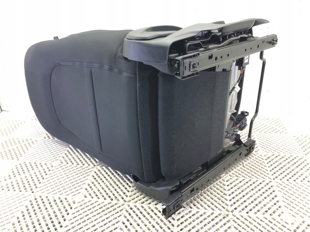 фото №7, Сиденье правый перед mazda 2 dl хэтчбек