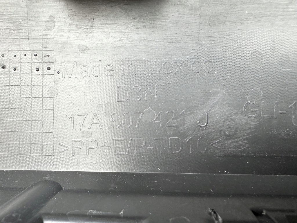 Бампер задній vw jetta рестайлінг  gti gtd 17a - задній bdb Київ