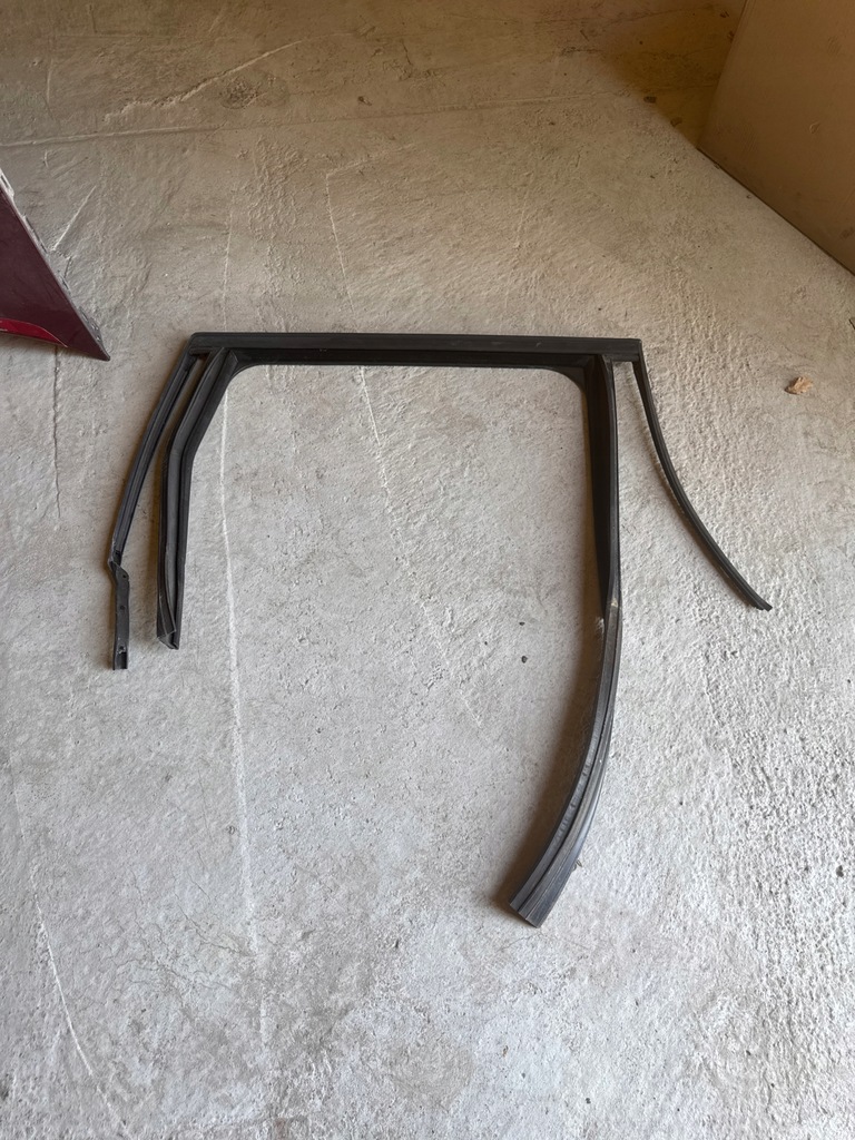 фото №1, Молдинг рамка двері задня права 30762366 volvo xc60 11-15