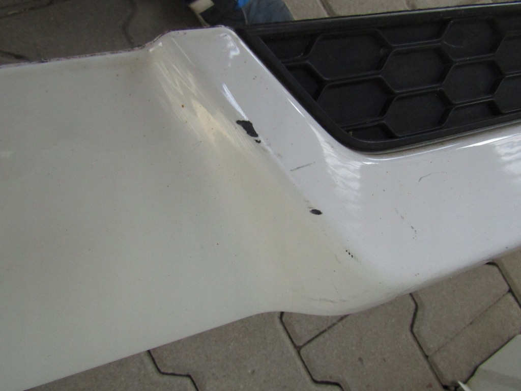 фото №8, Спойлер накладка задня volvo c30 r design lift 10-12