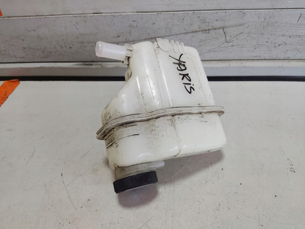 фото №1, Toyota yaris iii бачок расширительный