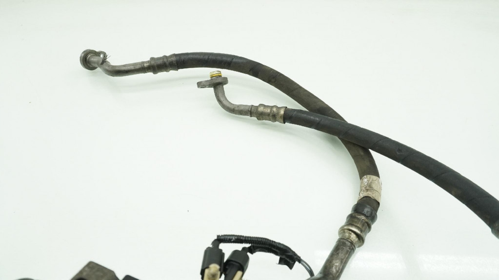 фото №4, Volvo xc70 iii 2.0 d3 компрессор кондиционера 31332386 v70 iii s80 ii