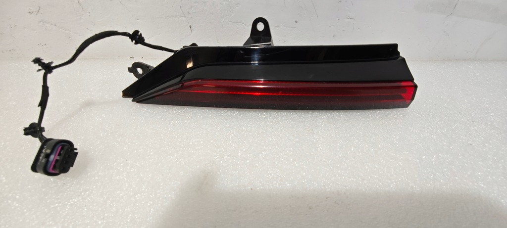 фото №1, Лампа лівий задня кришка багажника volvo polestar ii 2