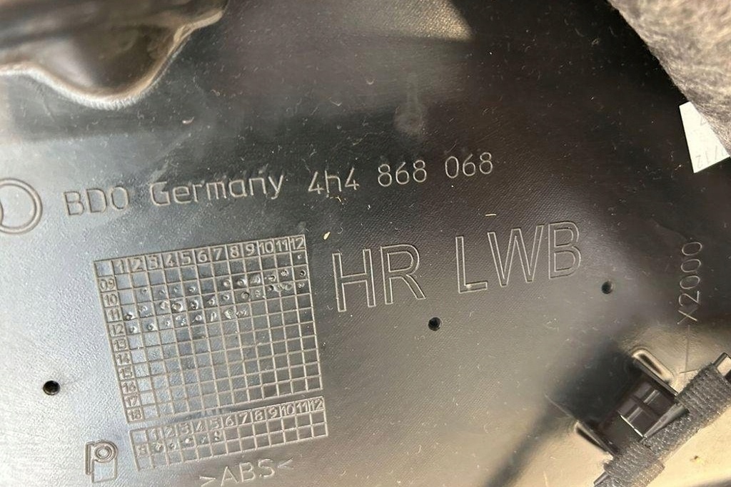 фото №10, Обшивка задніх правих двері audi a8 d2 4d2, 4d8 4h4868068 4.0l бензиновий