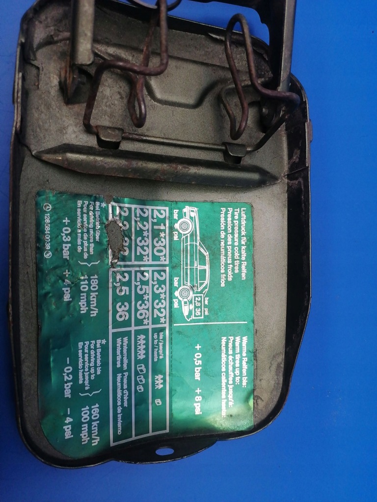 Купити Кришка заливної пального mercedes-benz s w126 1265840039