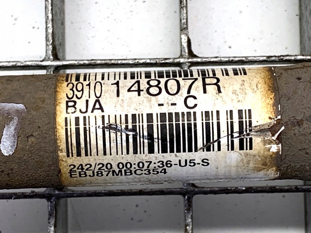 Привідний вал ліве перед renault clio v 391014807r 1.0 101km шрус Оригінал