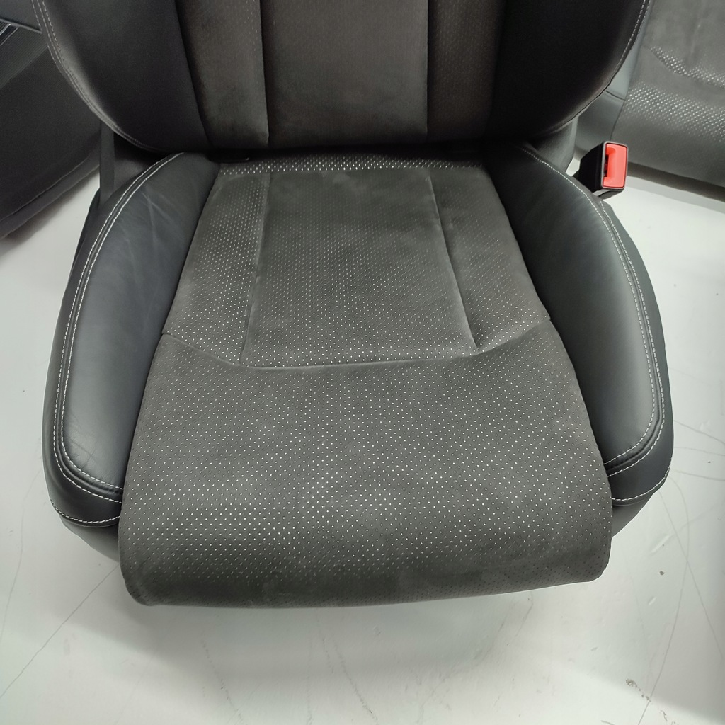 фото №10, Audi q7 4m s-line сиденья кожа alcantara 7 человек