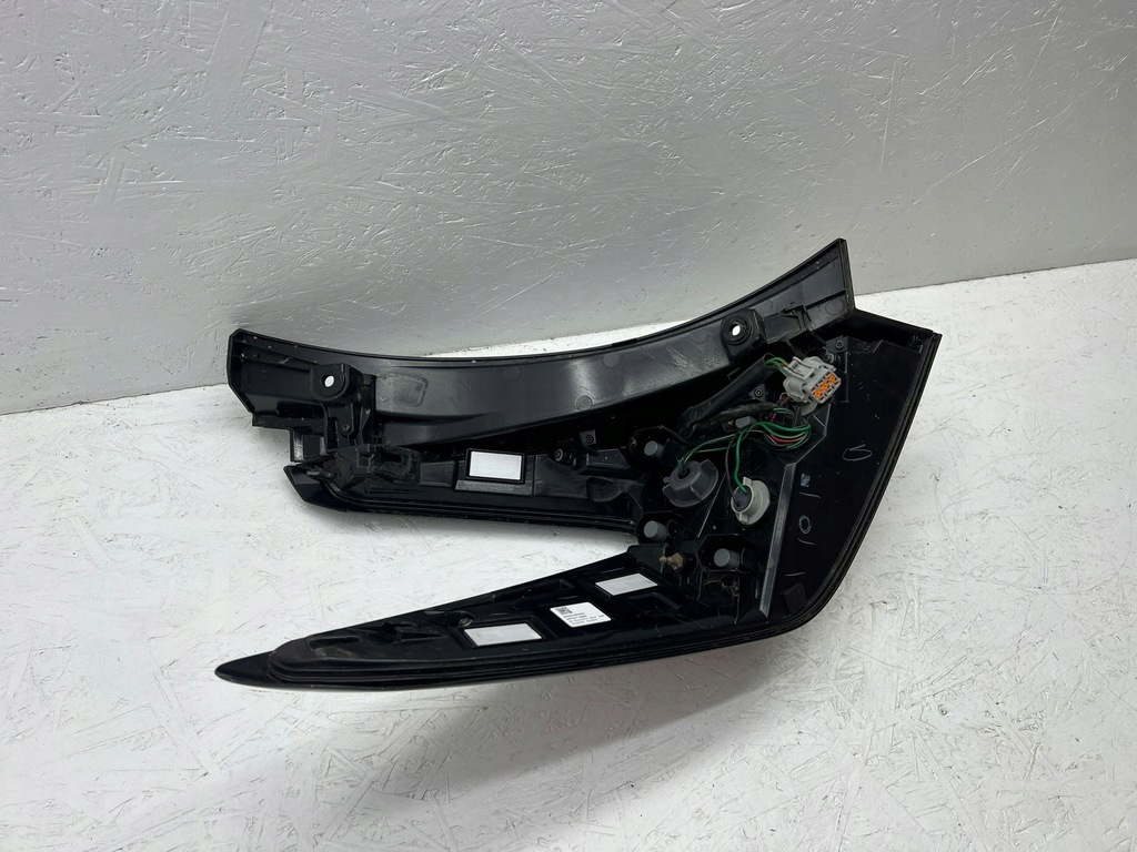 фото №15, Nissan leaf ii ze1 2018 правая сторона лампа задняя