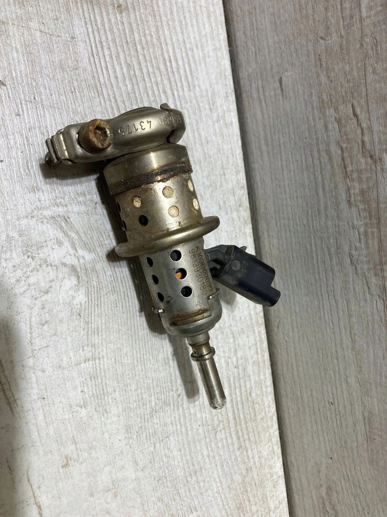 фото №1, Citroen c3 aircross 2019 форсунка adblue 1,5