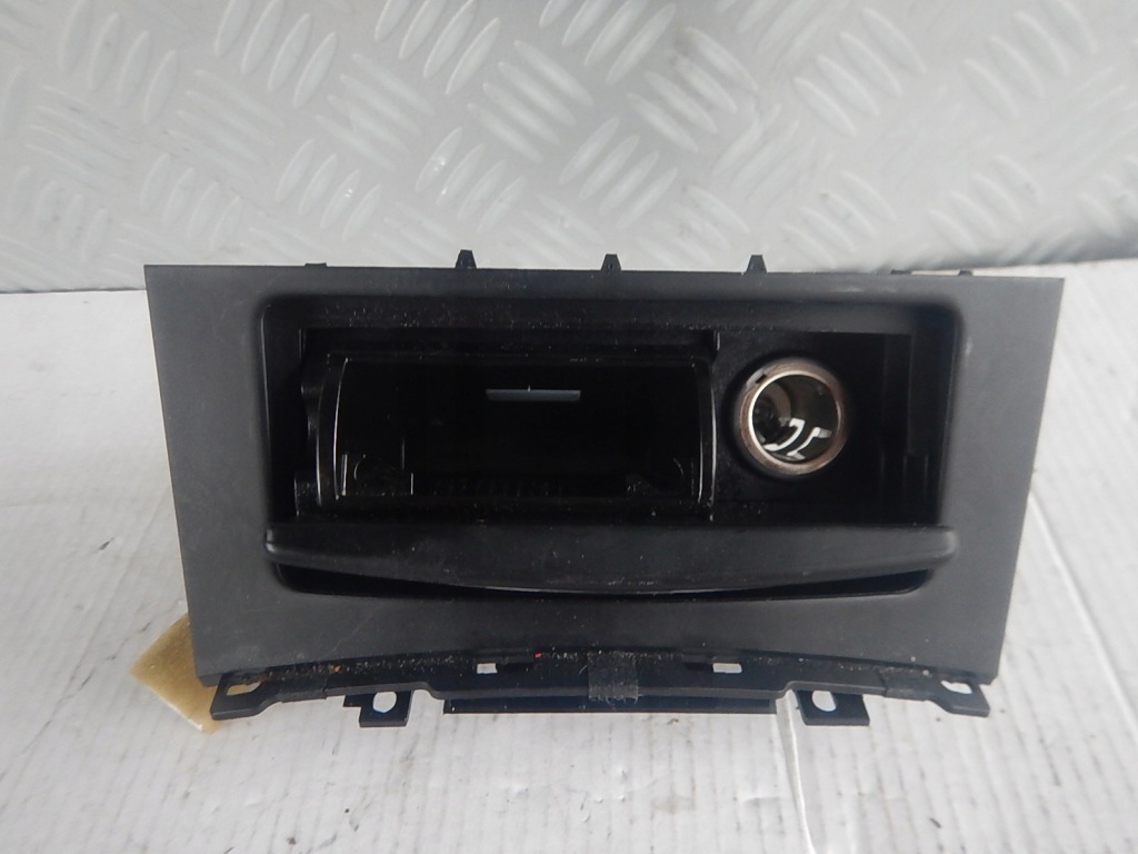 фото №1, Infiniti fx fx37 ii qx qx70 пепельница