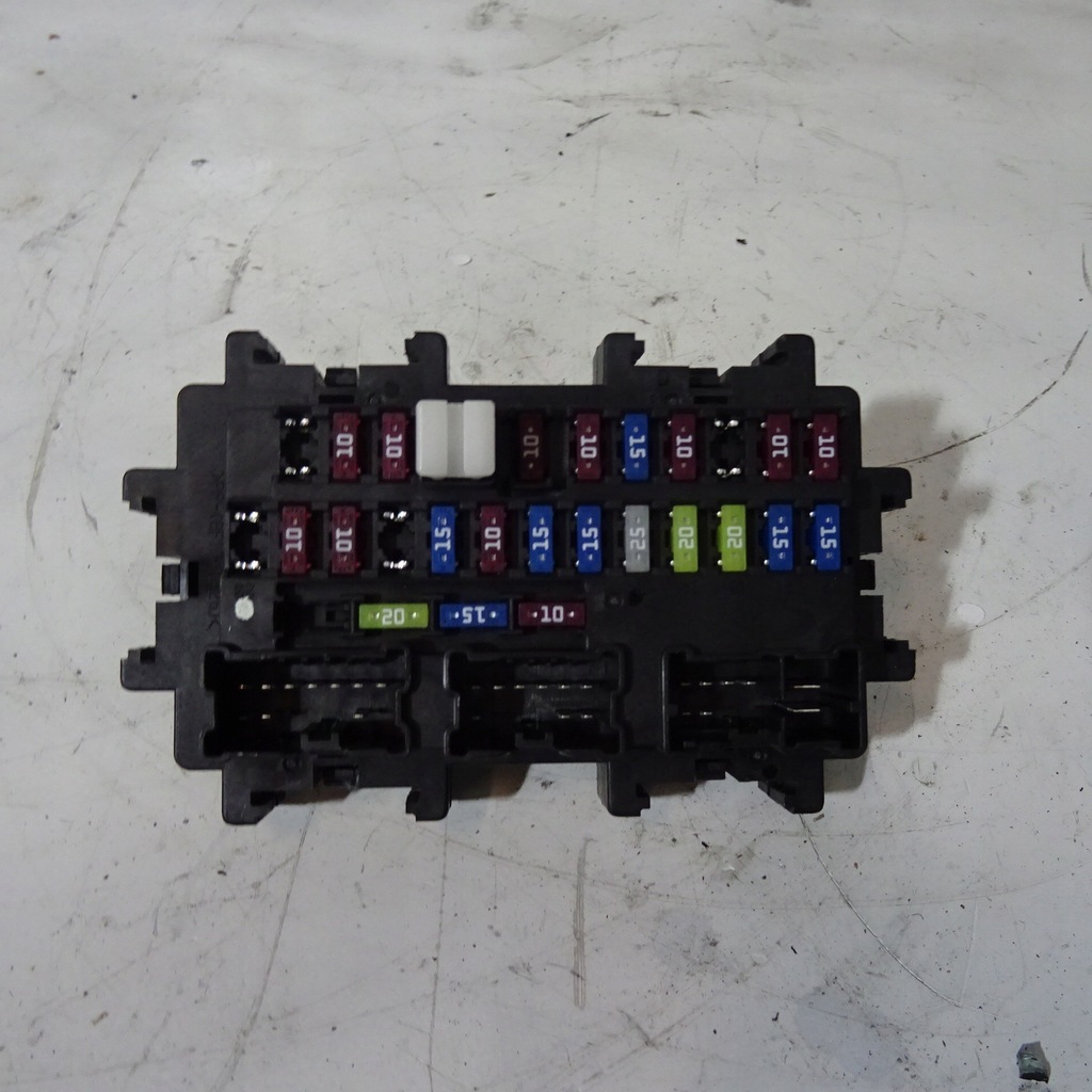 фото №1, Renault koleos коробка запобіжників 252360745r