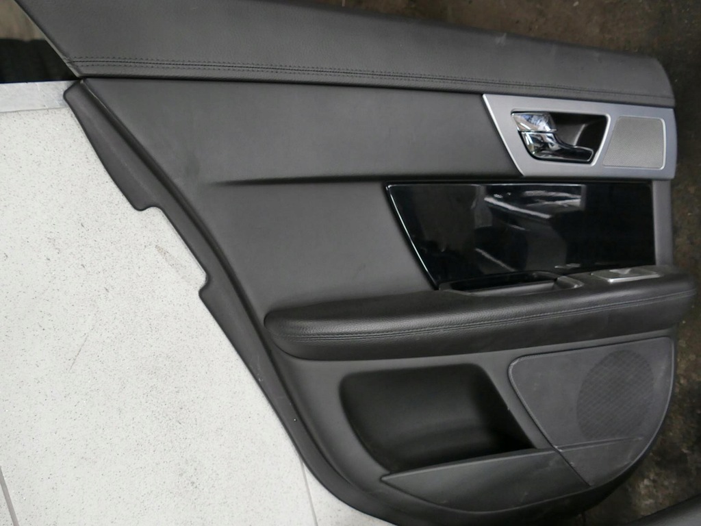 фото №14, Jaguar xf r сидіння заднє сидіння обшивки alcantara комплект