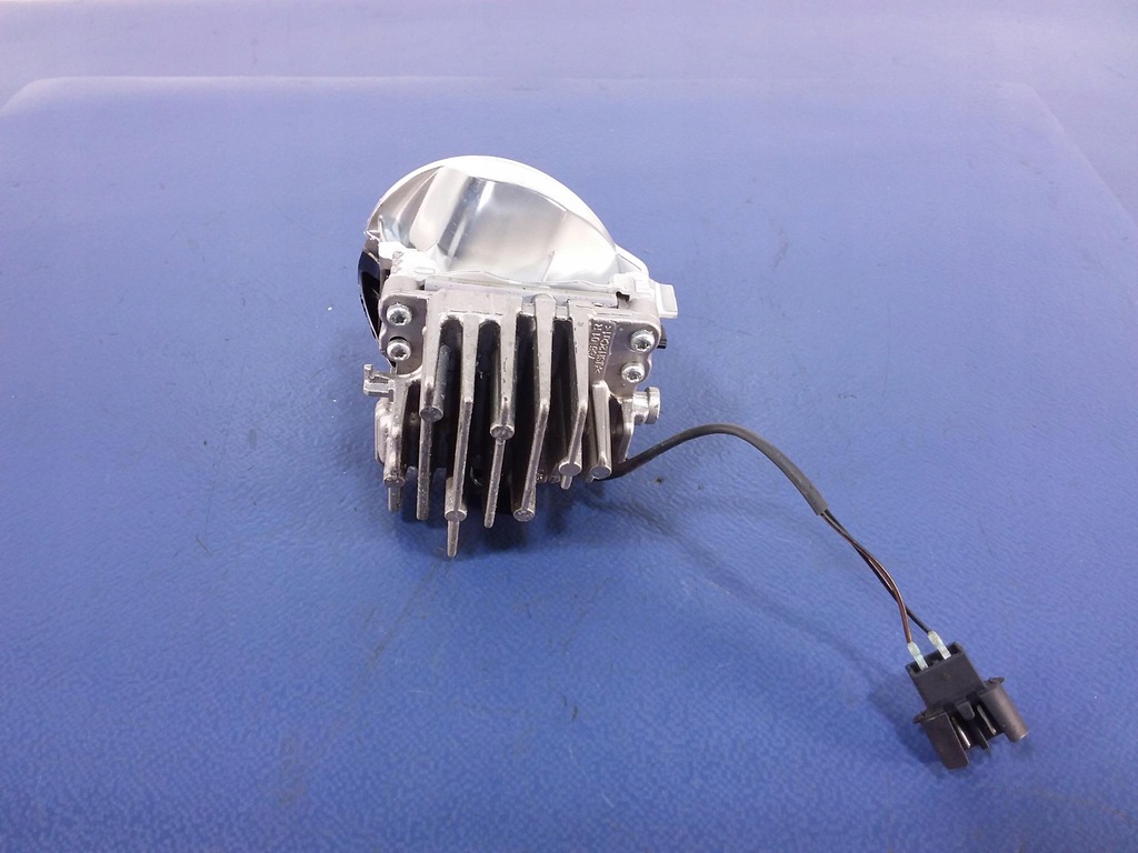 фото №4, Bmw x5 f15 противотуманная фара правый led 7560135699