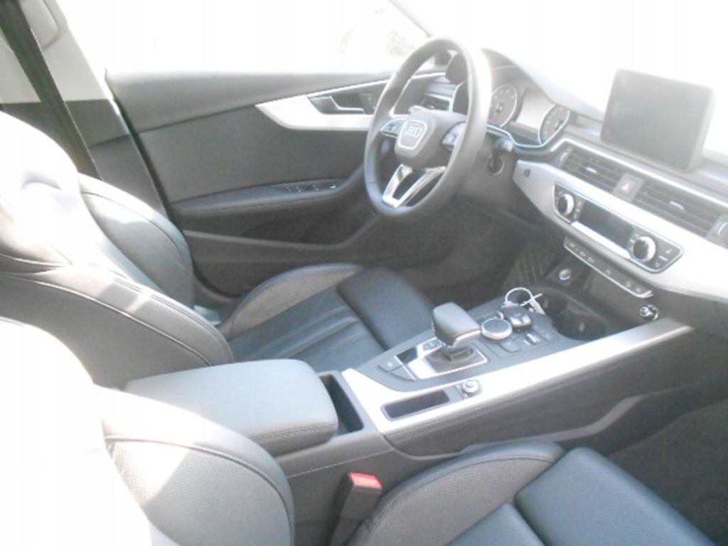 фото №10, Audi a4 8w обшивка обшивки двері дверні оббивка kombi allroad 8w9 b9 шкіра