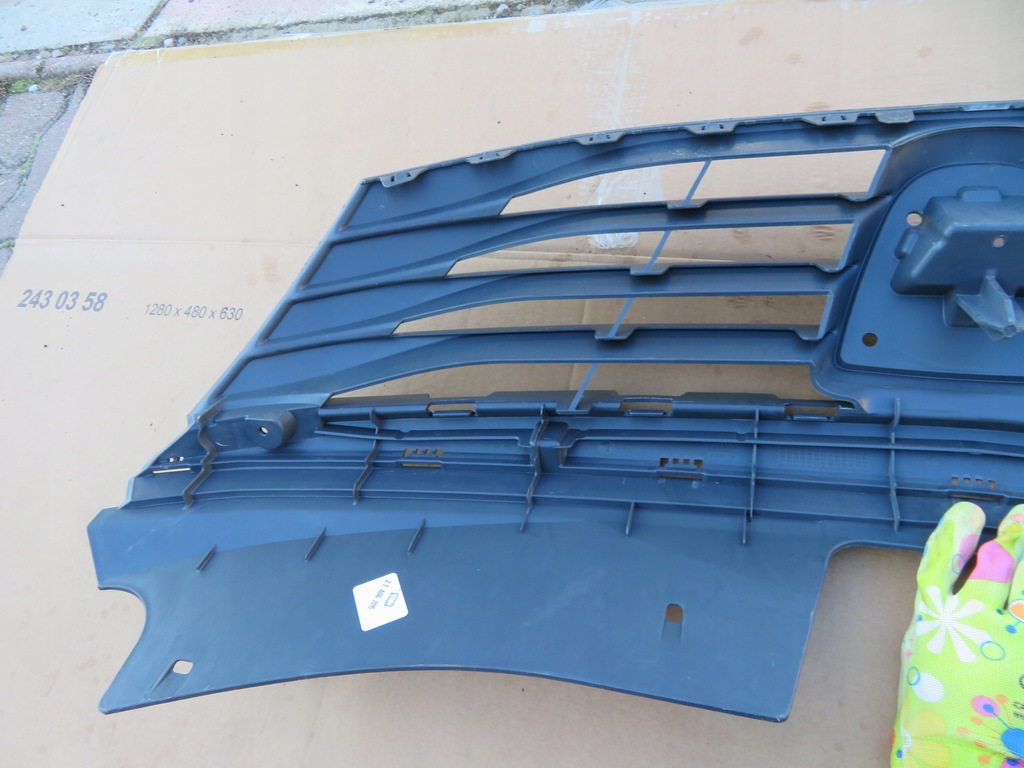 фото №12, Dacia logan i 1 lift 08-12 решітка радіатора решітка радіатора радіатора 8200748240