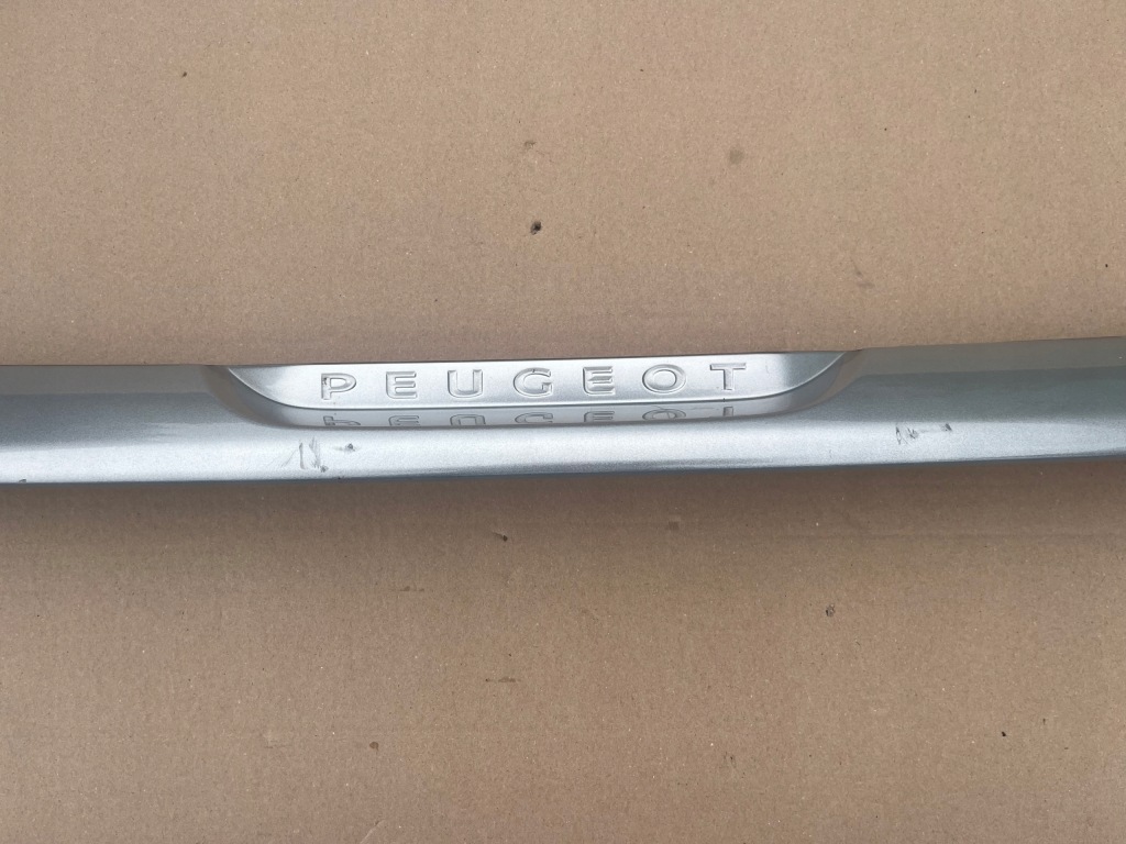 Решітка радіатора решітка радіатора eu peugeot boxer iii рестайлінг  2015 - 2019 . в Україні