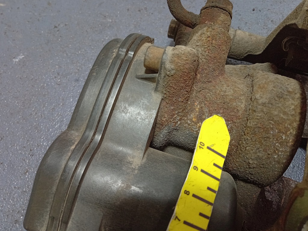 фото №8, Honda hr-v ii 1.5b суппорт задняя левый скоба