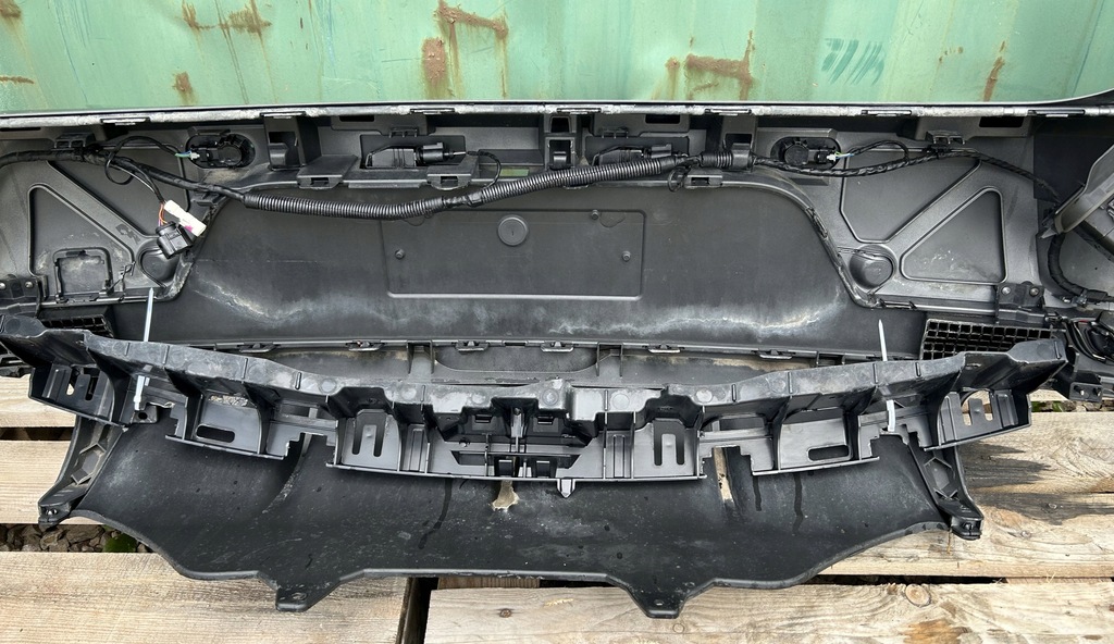 фото №14, Бампер задній kompletny porsche macan turbo 95b 95b807834 95b971104k