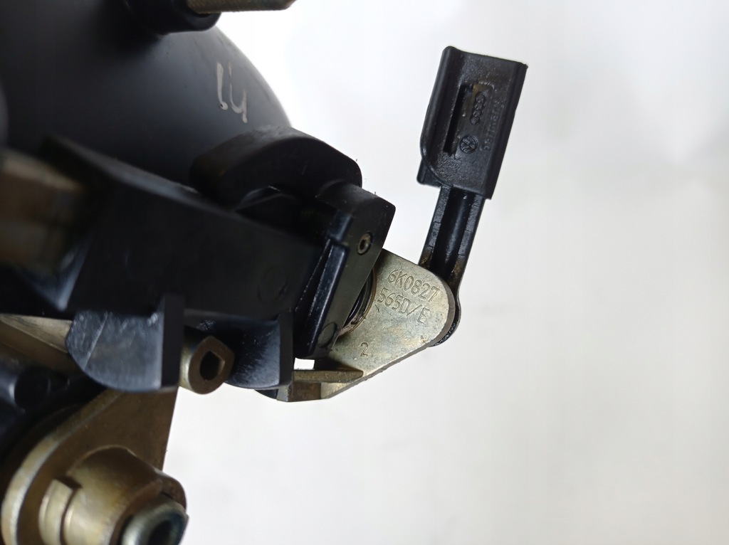 фото №9, Ручка эмблема seat cordoba 6k0827565d