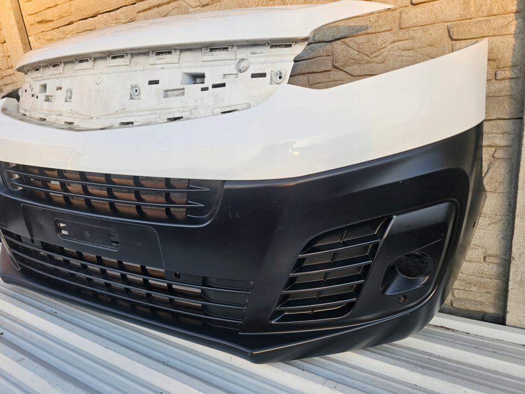 фото №3, Opel vivaro c бампер перед