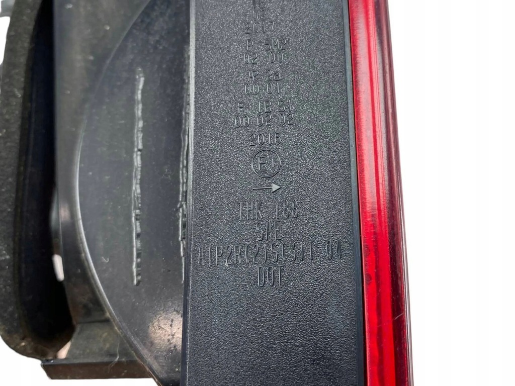 фото №7, Volvo s80 2007 задняя сторона правая лампы задние