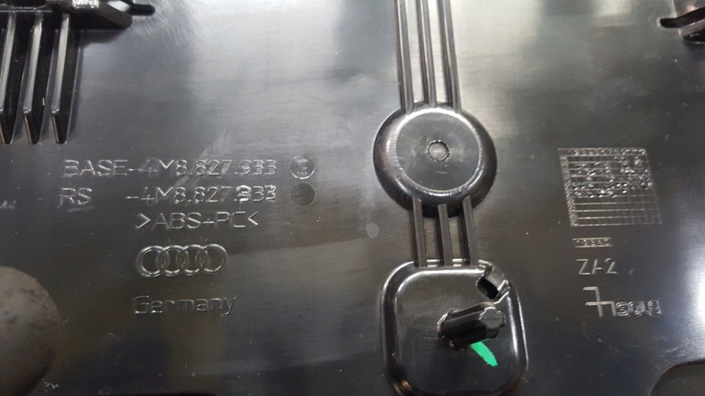 фото №13, Спойлер спойлер кришки audi q8 4m8827933g демонтаж