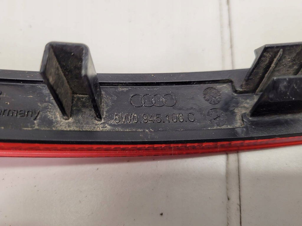 фото №6, Отражатель левая сторона audi a4 b9 2016 8w0945105c